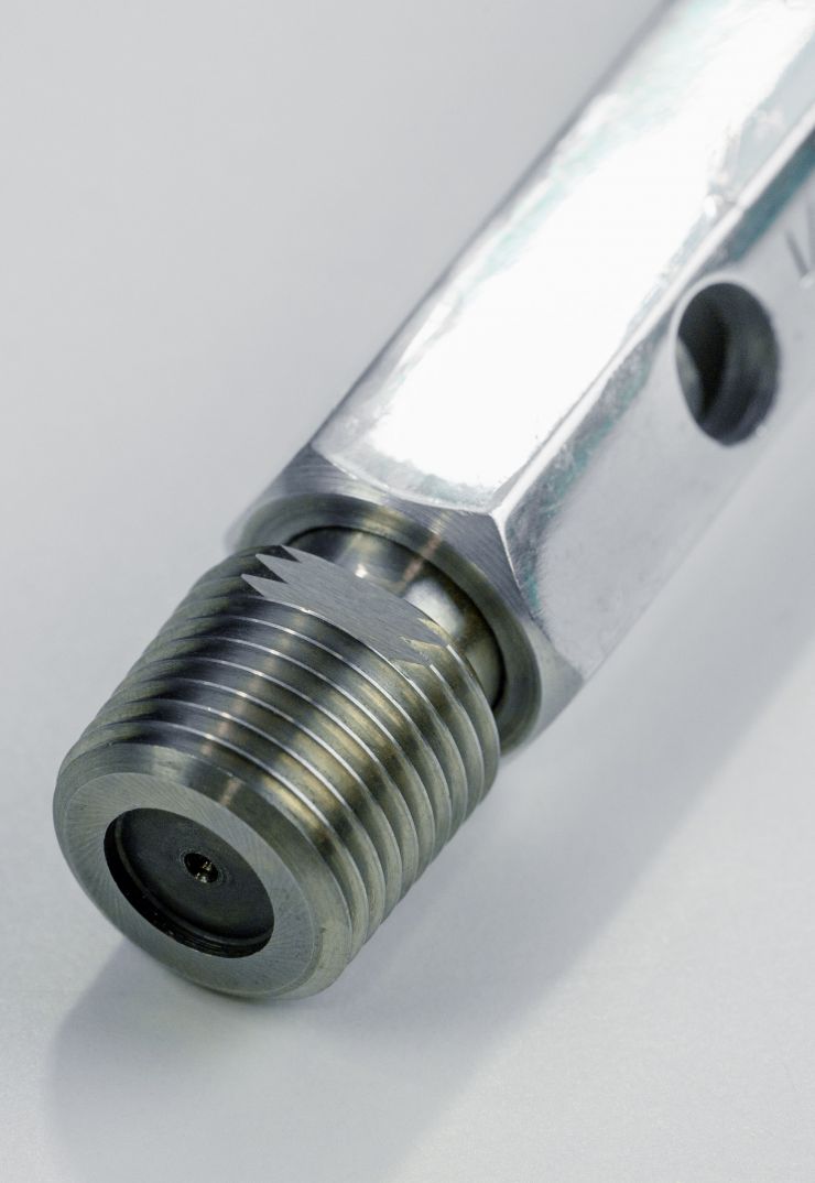 Taper Thread Plug
