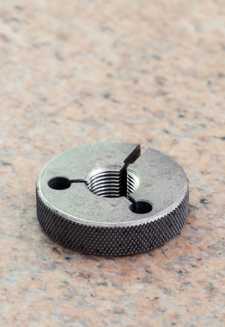 Thread Ring